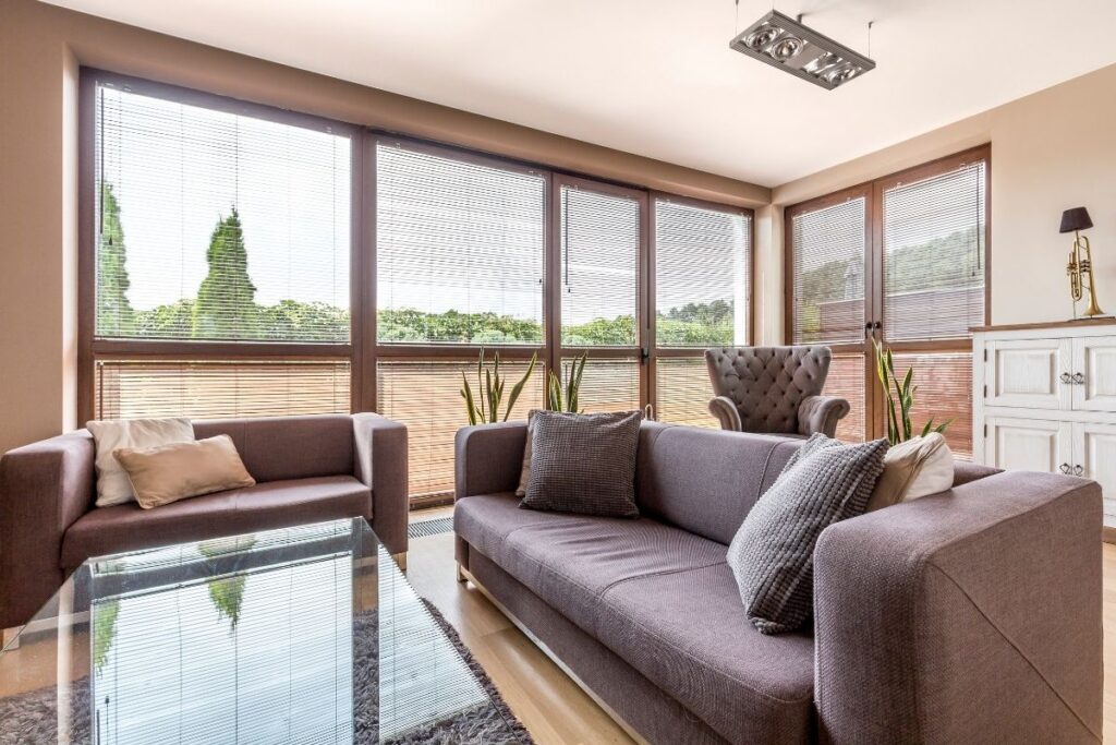 Selecting New Windows for Old Homes