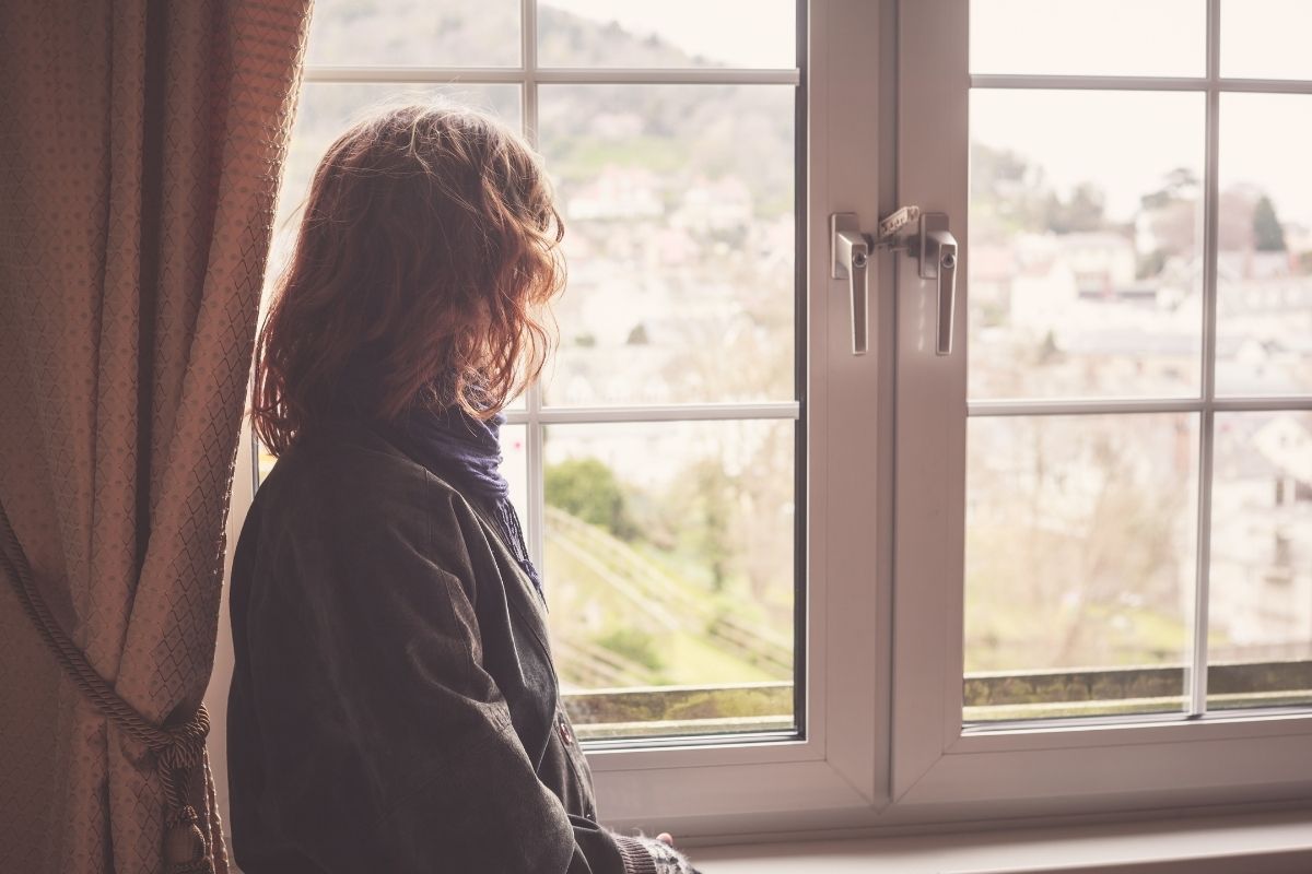 Selecting New Windows for Old Homes: Tips to Save Money